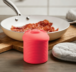 Silicone Pig Bacon Grease Container with Strainer, Heat-Resistant Grease Keeper for Filtering & Storing Bacon Fat